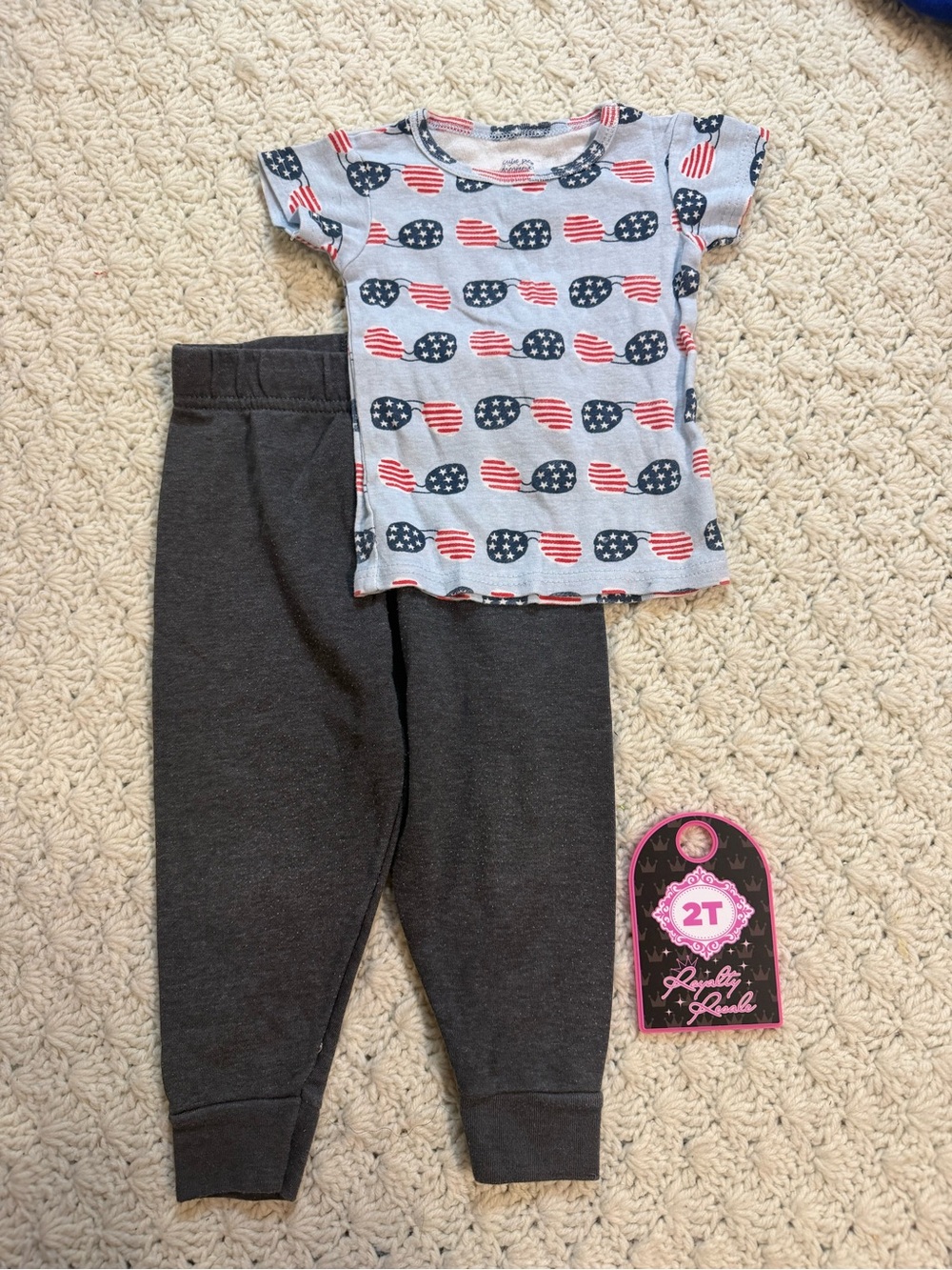Garanimals Gray Star & Flag Tee with Charcoal Joggers